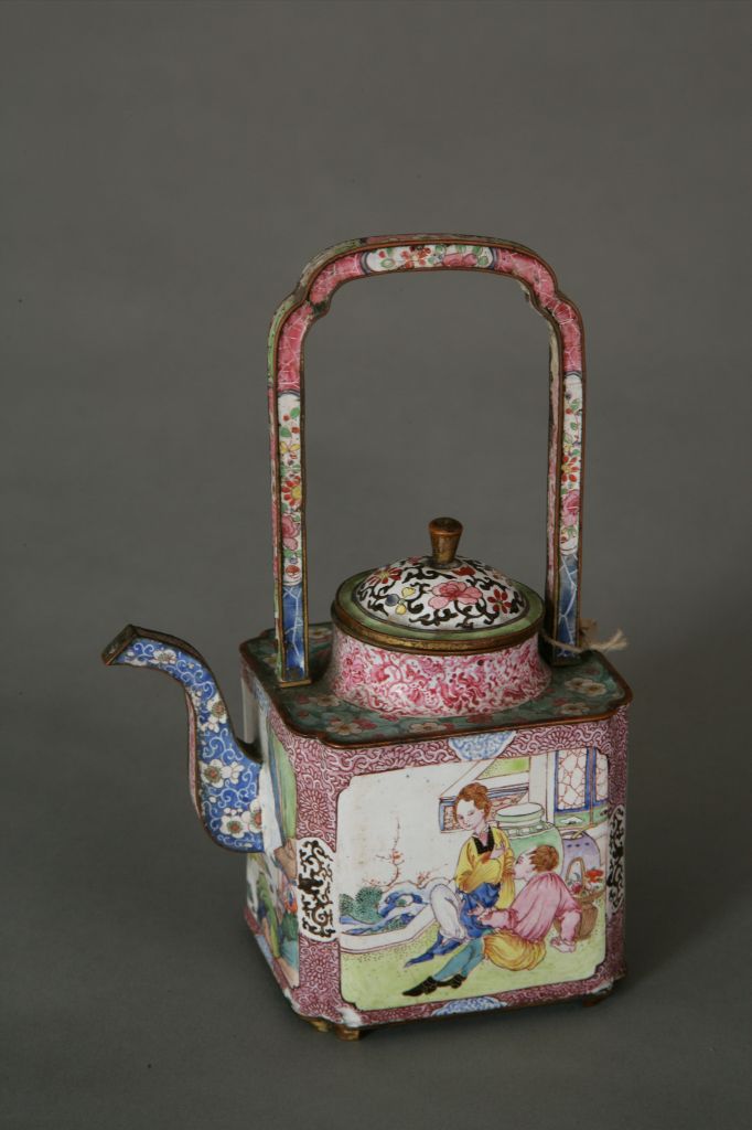 图片[1]-Painting enamel, illuminating western figures, and lifting the Liang pot-China Archive